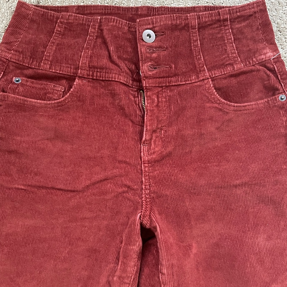 Juniors corduroy size 11 burnt orange pants.